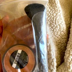 Brand New Mineral Cosmetics with powder brush